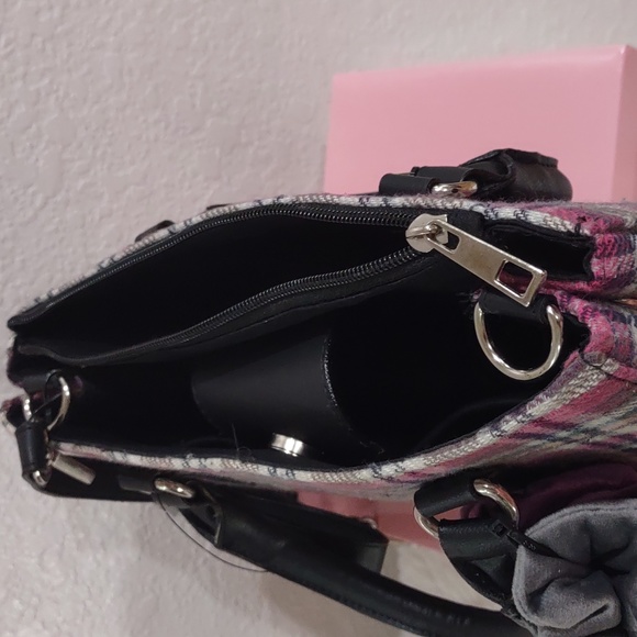 NANETTE LEPORE Satchel Bag. - Picture 7 of 17